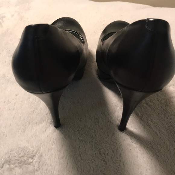 GUESS black heels - Picture 3 of 3